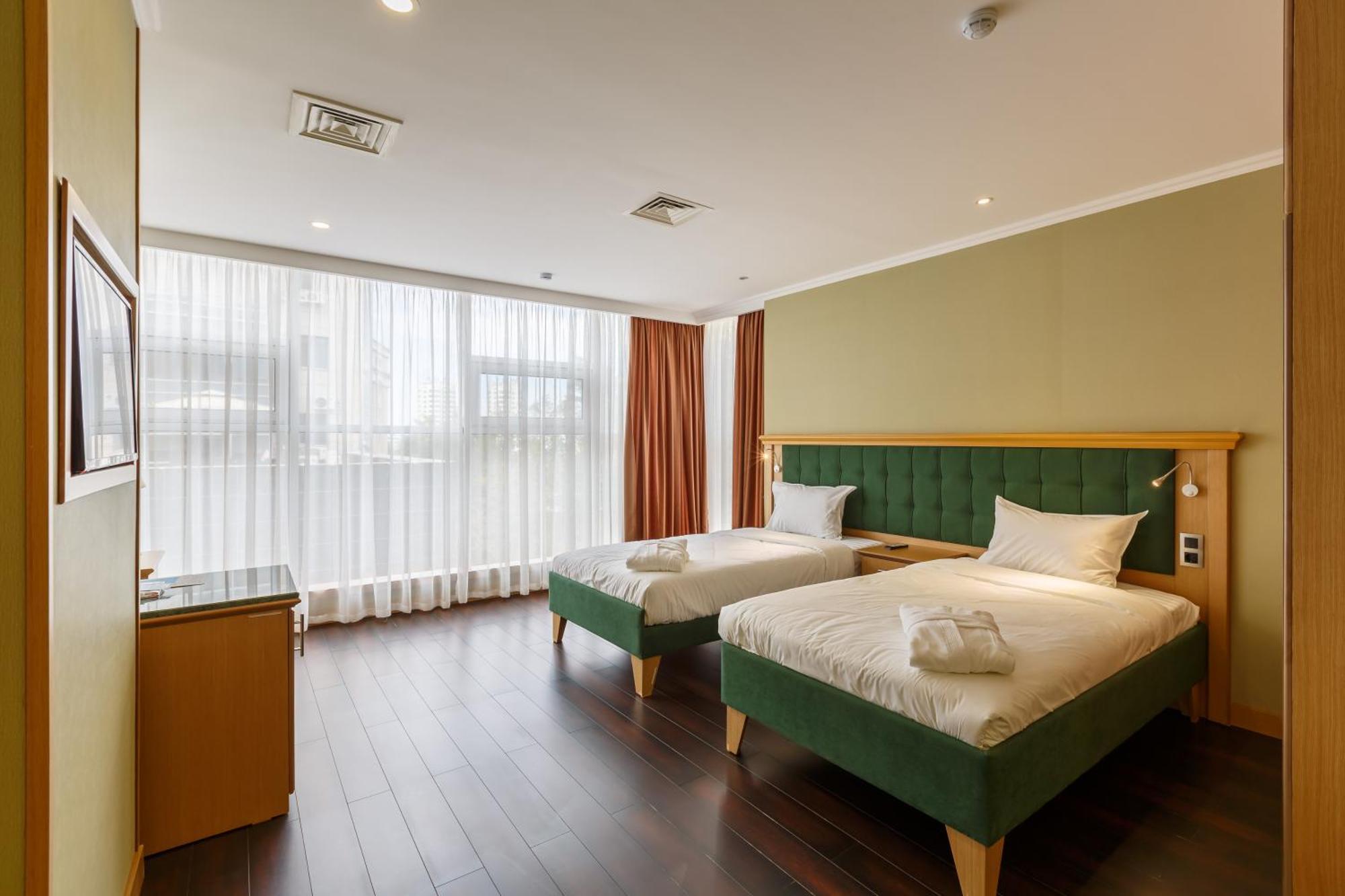 Shera Park Boutique Hotel アルマトイ エクステリア 写真
